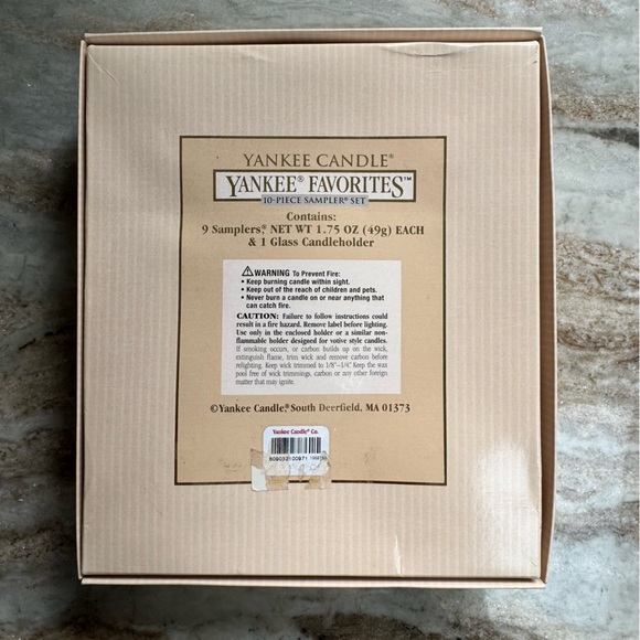 New never opened Yankee Favorites 10-pc sampler set. Very fragrant!! - Picture 4 of 6